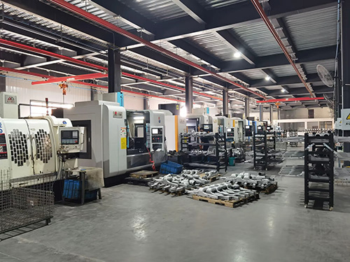 आइए हम आपको आज हमारी डाई-कास्टिंग सुविधा के दौरे पर ले जाएं।